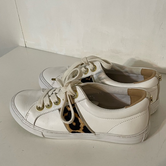 Lilly Pulitzer Sneakers - Picture 3 of 9